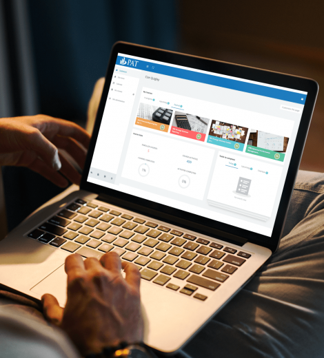 mockup-of-a-man-using-a-macbook-in-a-cozy-living-room-2324-el1-min-p5totckgadoy6dvu1e0bl0l8zjb3oz6z2gyw1tr65s